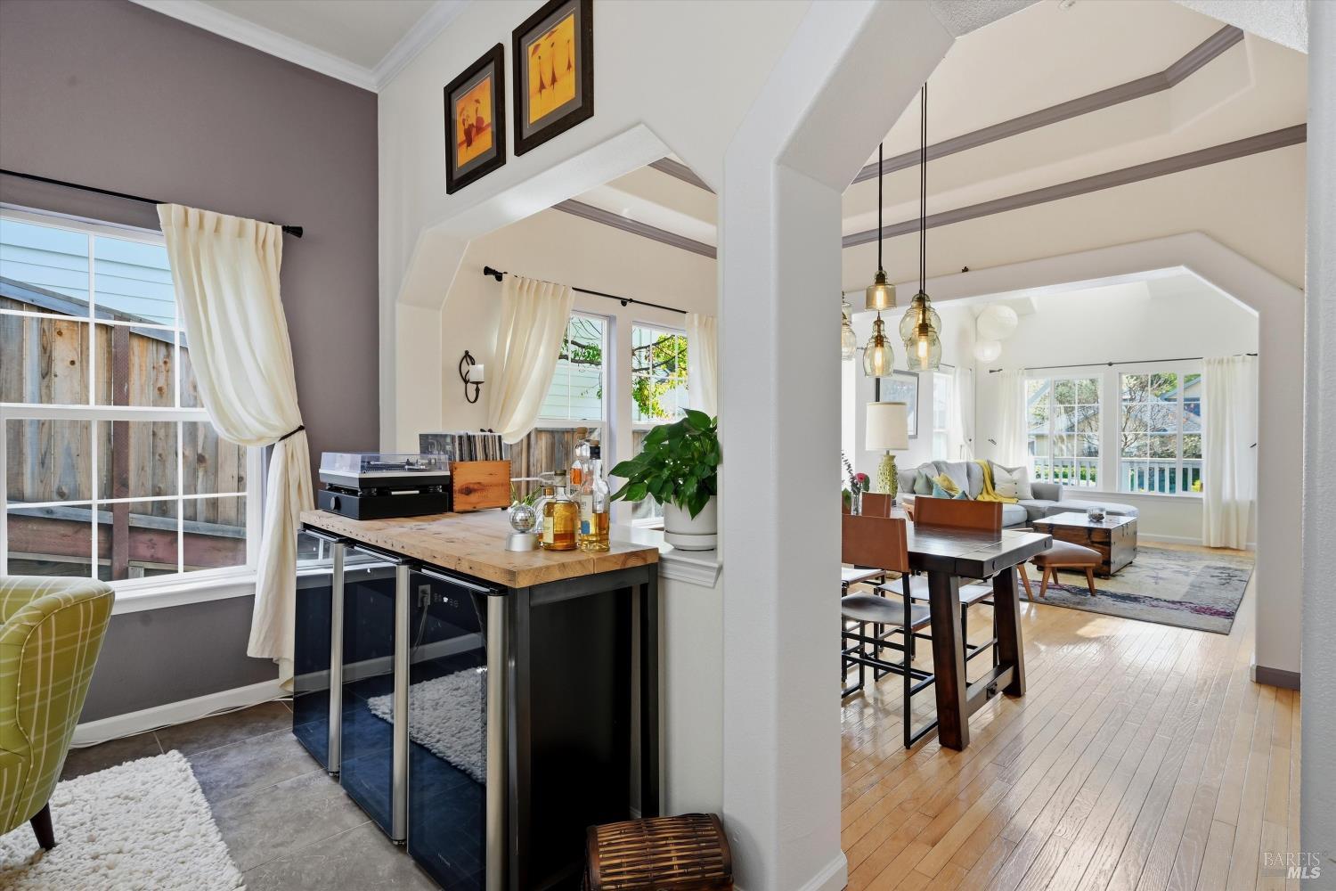 Detail Gallery Image 20 of 47 For 104 Village Oaks Ct, Healdsburg,  CA 95448 - 4 Beds | 2/1 Baths