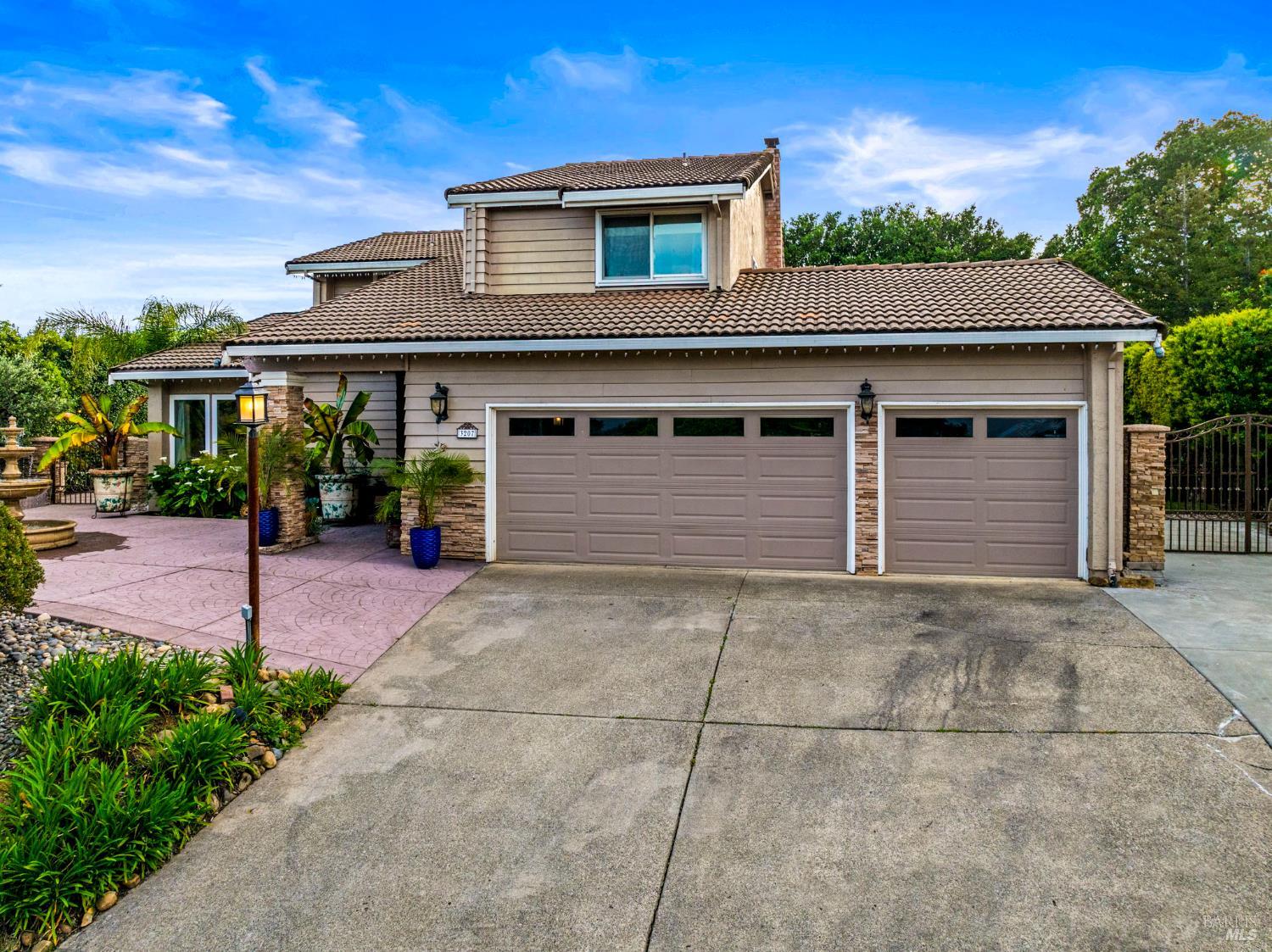 Detail Gallery Image 48 of 78 For 3207 Swiss Ct, Napa,  CA 94558 - 4 Beds | 2/1 Baths