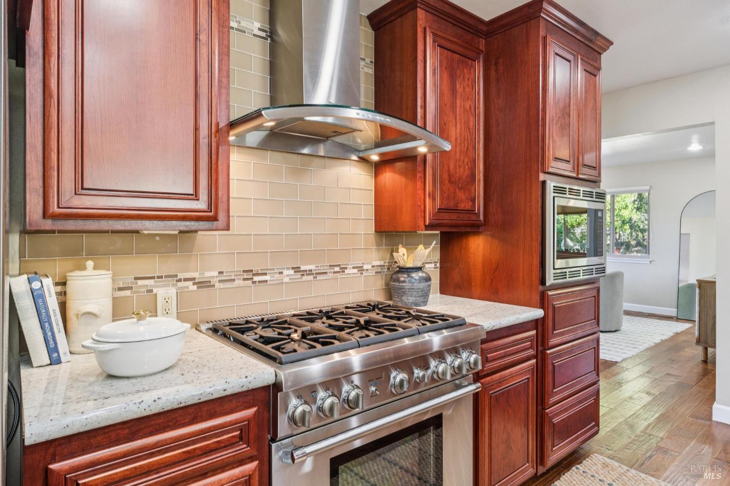 Detail Gallery Image 15 of 45 For 2575 Bennett Ridge Rd, Santa Rosa,  CA 95404 - 4 Beds | 2/1 Baths