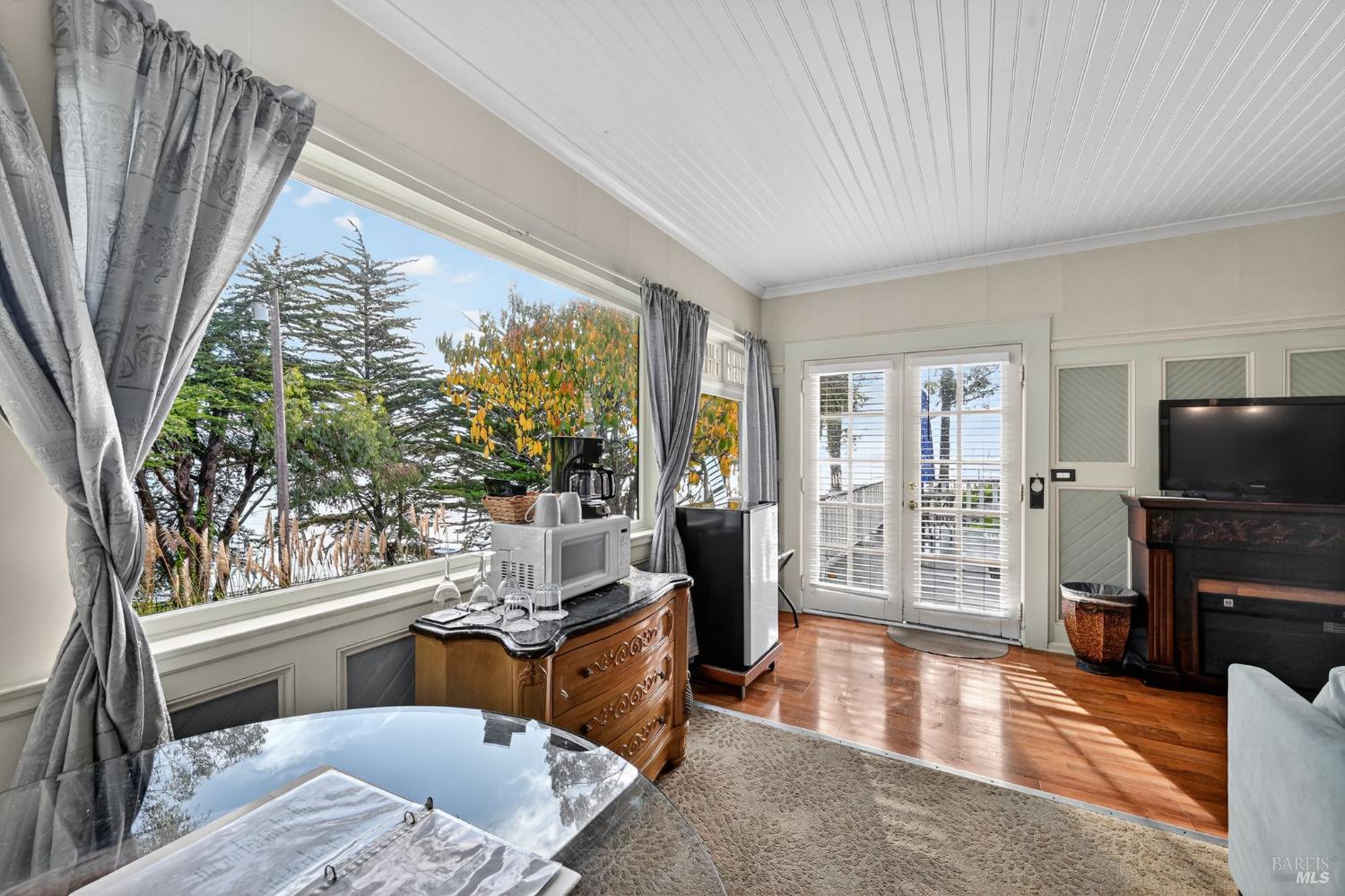 Detail Gallery Image 40 of 46 For 620 El Salto Dr, Capitola,  CA 95010 - 14 Beds | 11/1 Baths