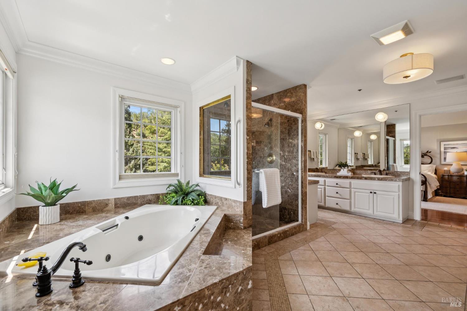 Detail Gallery Image 24 of 77 For 172 Pacheco Ave, Novato,  CA 94947 - 6 Beds | 6/1 Baths