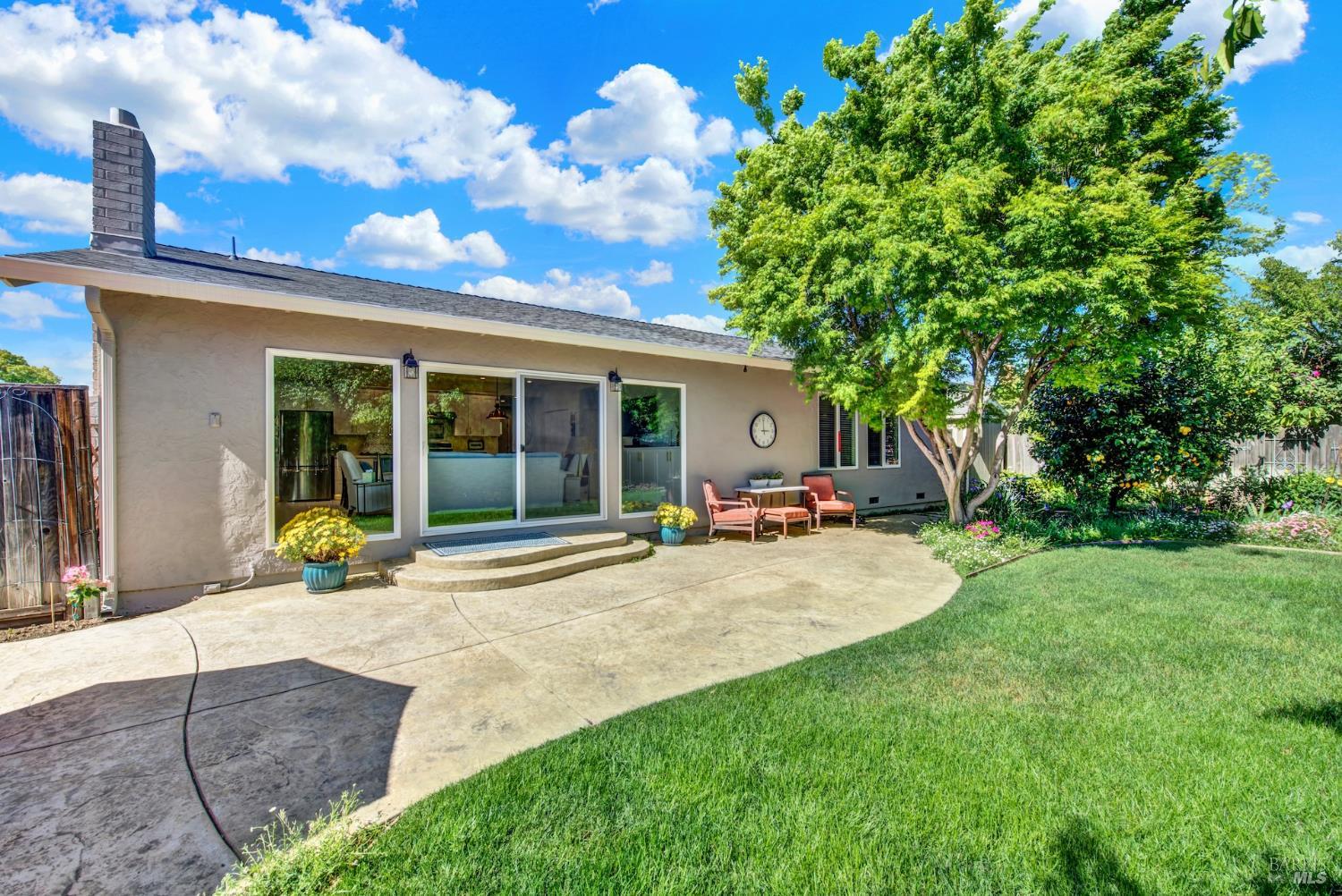 Detail Gallery Image 72 of 91 For 3225 W Pelham Ct, Fairfield,  CA 94534 - 3 Beds | 2 Baths