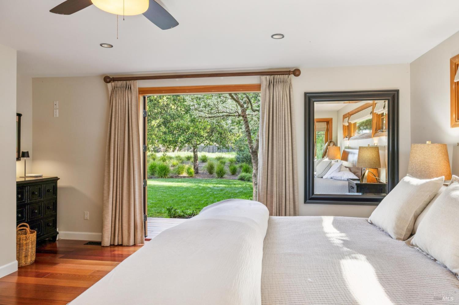 Detail Gallery Image 27 of 45 For 1830 E Napa St, Sonoma,  CA 95476 - 4 Beds | 3/1 Baths