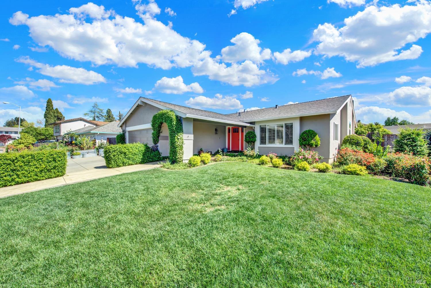 Detail Gallery Image 12 of 91 For 3225 W Pelham Ct, Fairfield,  CA 94534 - 3 Beds | 2 Baths