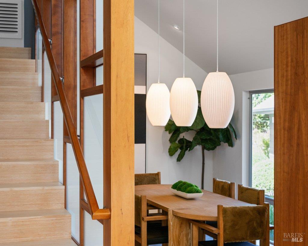 Detail Gallery Image 26 of 89 For 103 Reed Ranch Rd, Tiburon,  CA 94920 - 5 Beds | 4 Baths