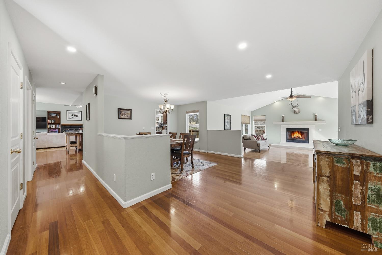 Detail Gallery Image 20 of 72 For 1050 Oak Park Way, Lakeport,  CA 95453 - 3 Beds | 2/1 Baths