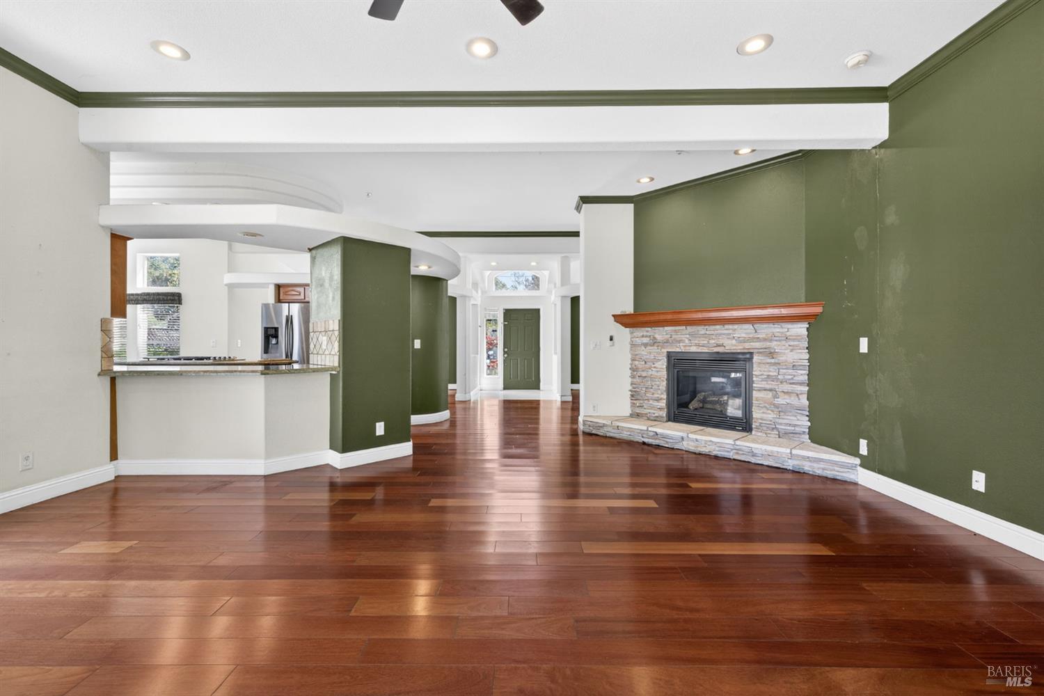 Detail Gallery Image 13 of 40 For 473 Verano Ave, Sonoma,  CA 95476 - 2 Beds | 2 Baths