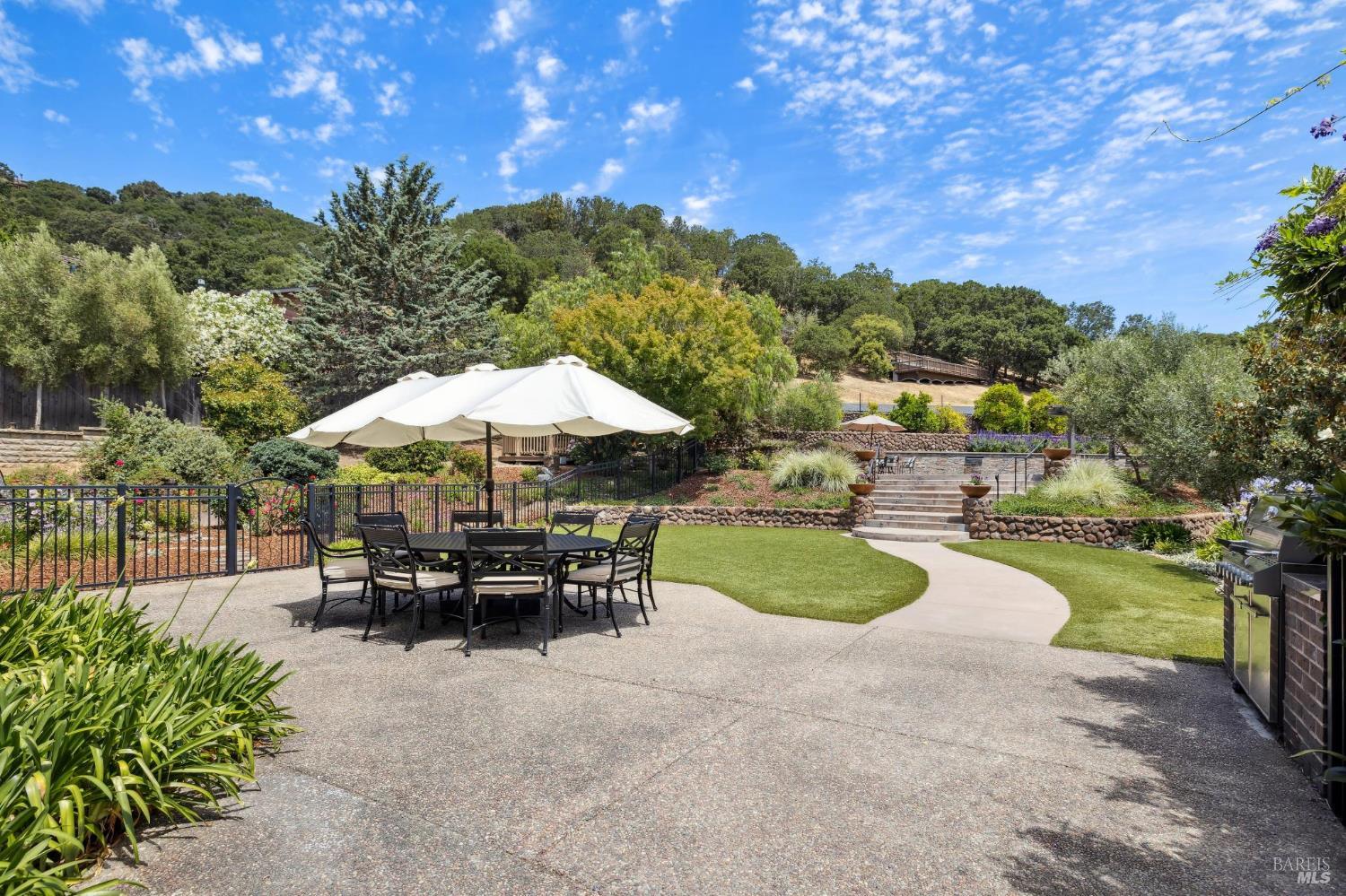 Detail Gallery Image 46 of 77 For 172 Pacheco Ave, Novato,  CA 94947 - 6 Beds | 6/1 Baths