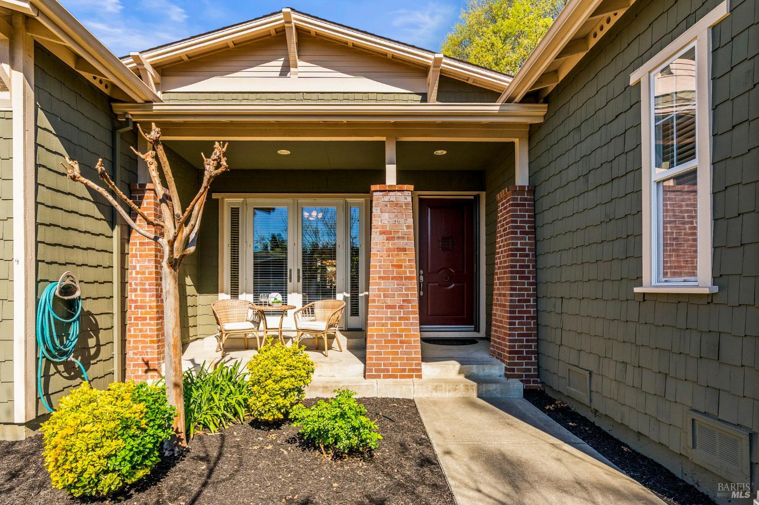 Detail Gallery Image 4 of 53 For 3924 Jefferson St, Napa,  CA 94558 - 3 Beds | 2 Baths