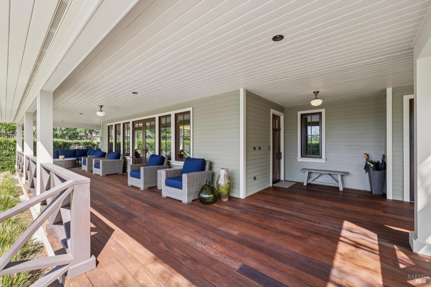 Detail Gallery Image 5 of 45 For 1830 E Napa St, Sonoma,  CA 95476 - 4 Beds | 3/1 Baths