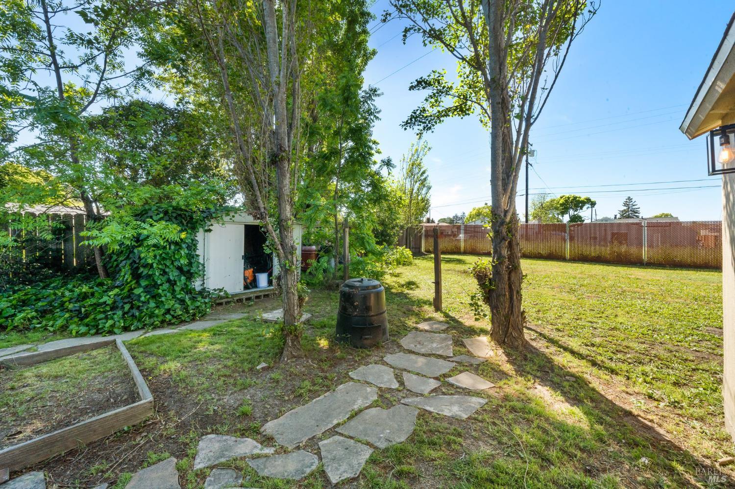 Detail Gallery Image 29 of 47 For 863 Oakwood Ave, Vallejo,  CA 94591 - 3 Beds | 1 Baths