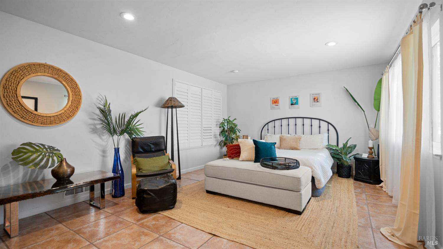 Detail Gallery Image 7 of 52 For 1229 Monte Vista Ct, Benicia,  CA 94510 - 3 Beds | 2 Baths