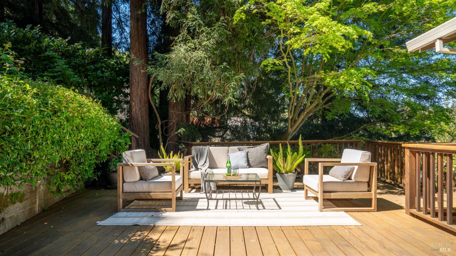 Detail Gallery Image 51 of 77 For 5 Viox Way, San Rafael,  CA 94901 - 4 Beds | 3/1 Baths