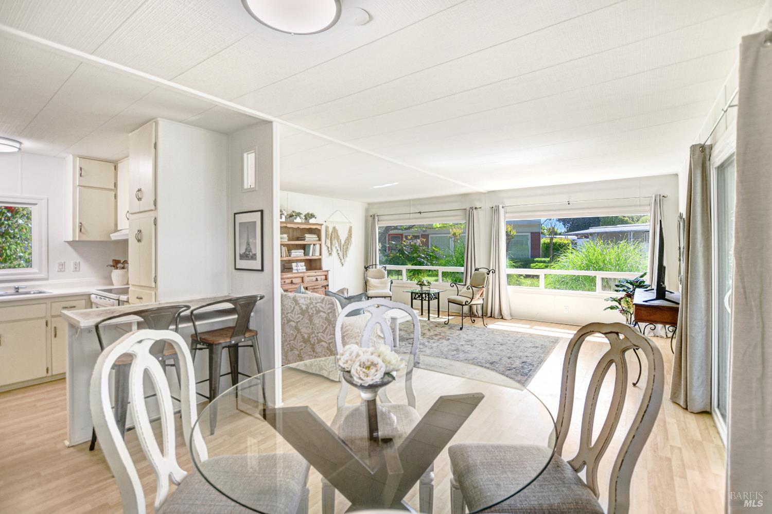 Detail Gallery Image 6 of 33 For 160 Chiquita Camino Unkn, Sonoma,  CA 95476 - 2 Beds | 2 Baths