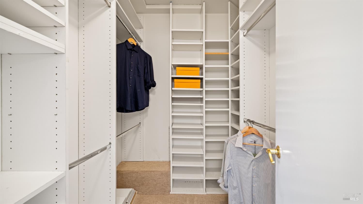 Detail Gallery Image 25 of 77 For 5 Viox Way, San Rafael,  CA 94901 - 4 Beds | 3/1 Baths