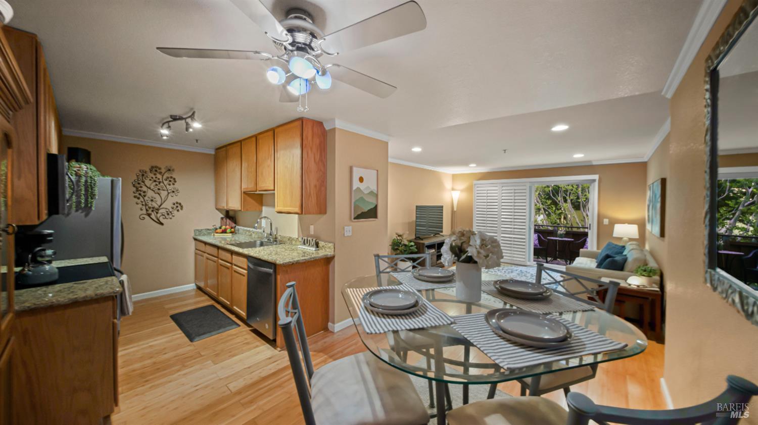 Detail Gallery Image 10 of 36 For 630 Arcadia Dr, Vacaville,  CA 95687 - 2 Beds | 1 Baths