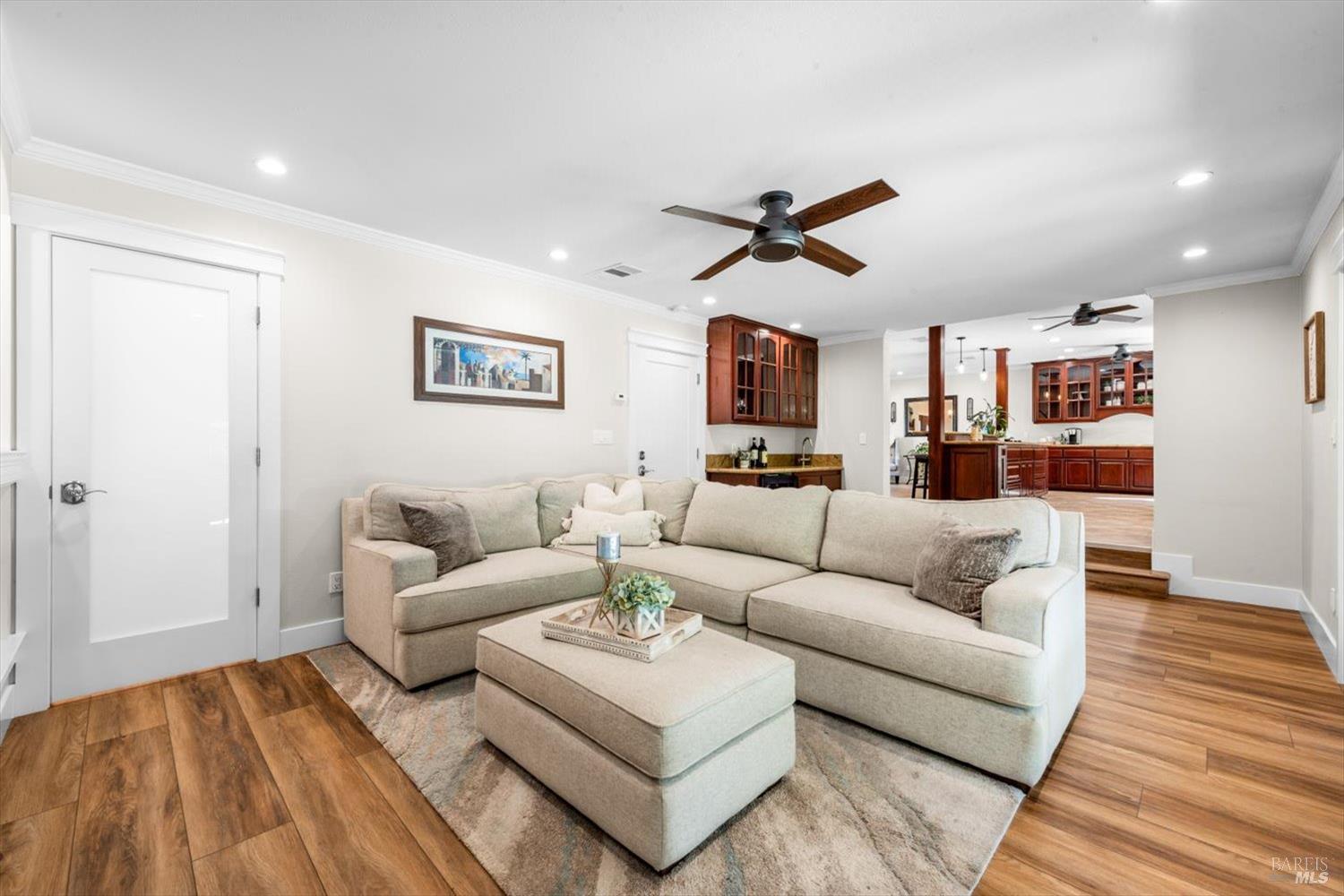 Detail Gallery Image 35 of 99 For 104 Westwood St, Vacaville,  CA 95688 - 5 Beds | 2/1 Baths