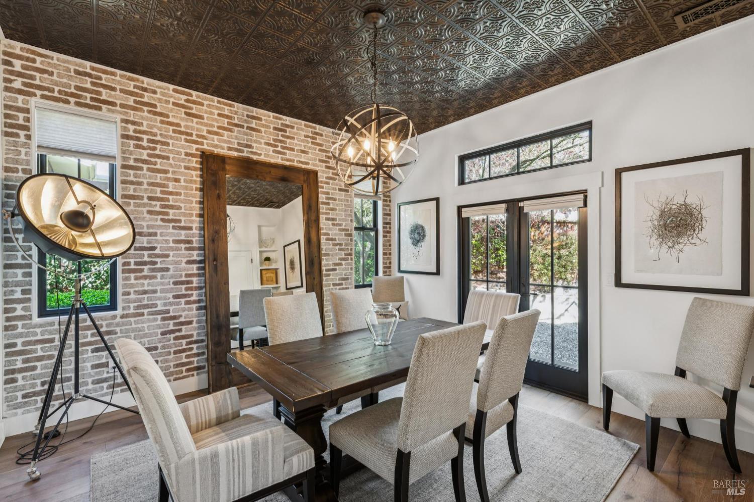 Detail Gallery Image 31 of 82 For 1810 Quail Ct, Saint Helena,  CA 94574 - 4 Beds | 3 Baths