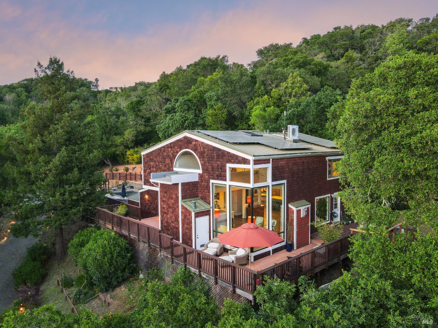 Detail Gallery Image 39 of 46 For 1676 Indian Valley Rd, Novato,  CA 94947 - 3 Beds | 4/1 Baths