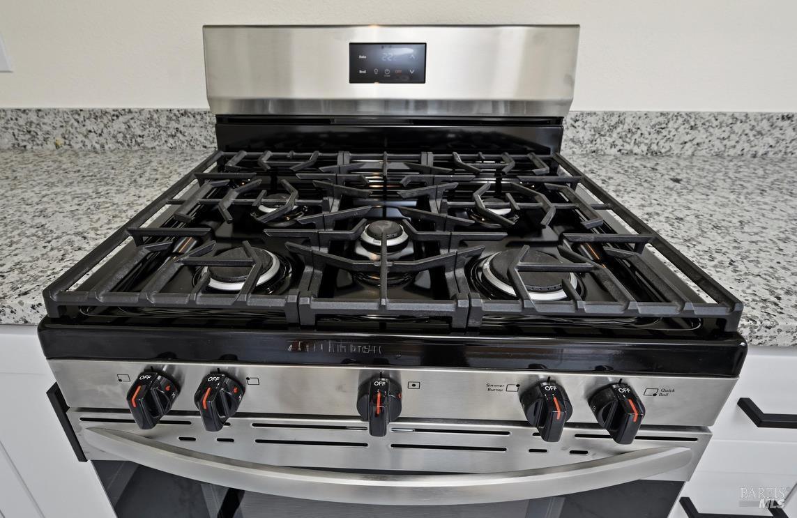 Detail Gallery Image 12 of 36 For 1422 N Oak St, Calistoga,  CA 94515 - 3 Beds | 2 Baths