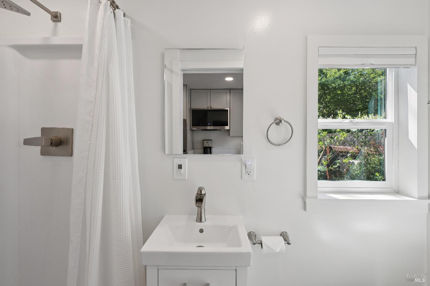 Detail Gallery Image 44 of 58 For 142 Dominga Ave, Fairfax,  CA 94930 - 3 Beds | 2 Baths