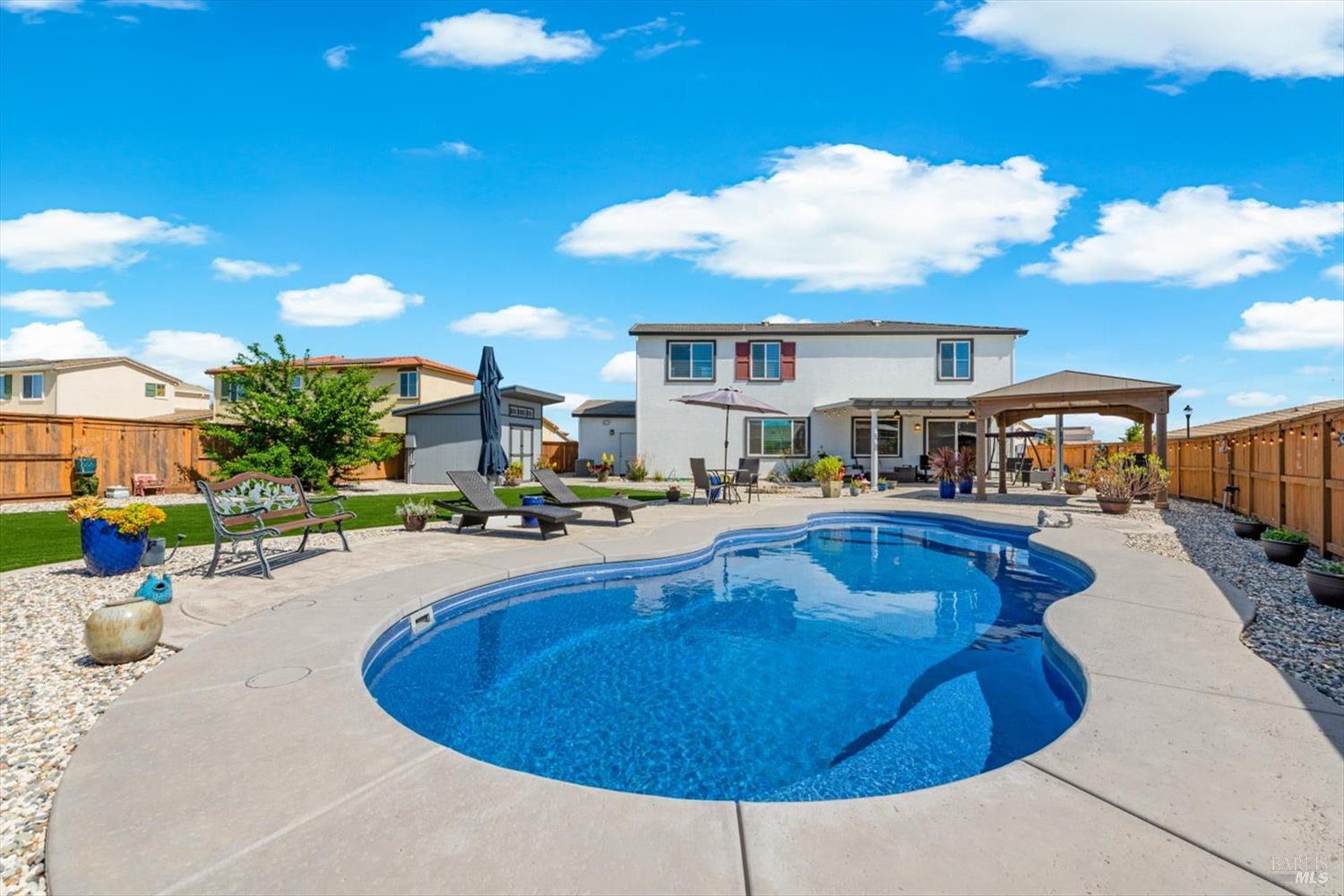 Detail Gallery Image 48 of 81 For 1685 Blossom Way, Dixon,  CA 95620 - 4 Beds | 3 Baths