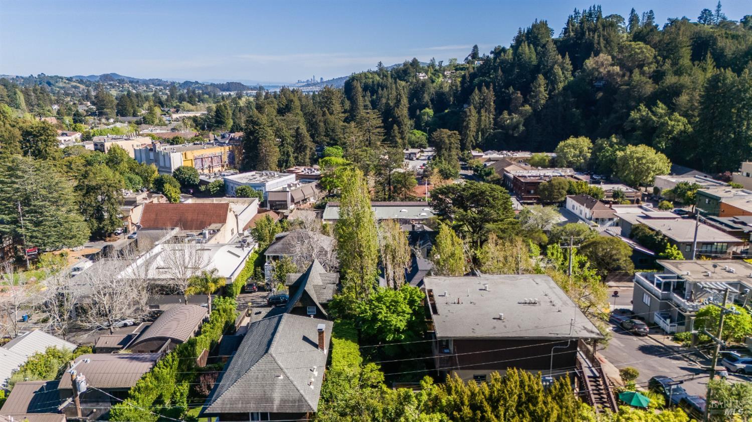 Detail Gallery Image 45 of 50 For 29 Bayview Ave #3,  Mill Valley,  CA 94941 - 2 Beds | 2 Baths