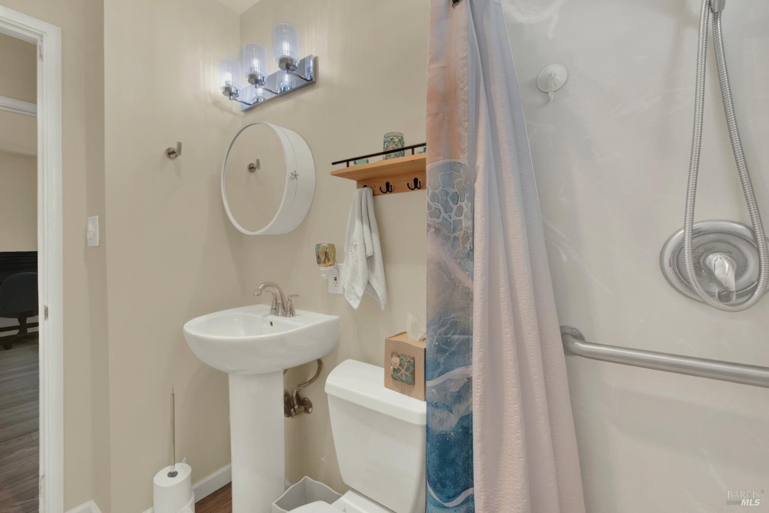 Detail Gallery Image 13 of 26 For 1624 Dover Ave, Fairfield,  CA 94533 - 3 Beds | 1 Baths