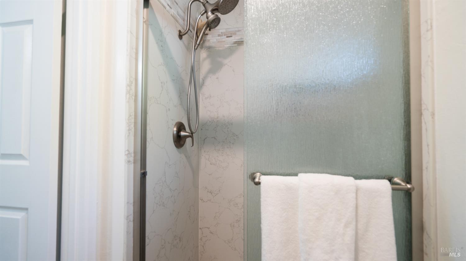 Detail Gallery Image 35 of 52 For 1229 Monte Vista Ct, Benicia,  CA 94510 - 3 Beds | 2 Baths