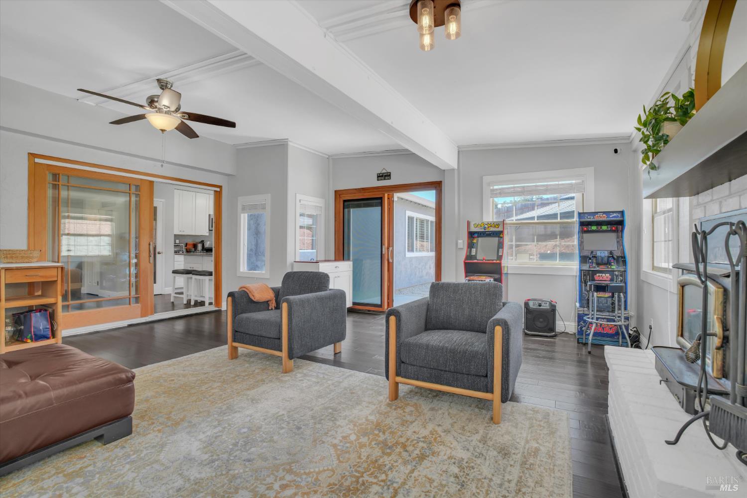 Detail Gallery Image 17 of 36 For 249 Baker St, Benicia,  CA 94510 - 4 Beds | 2/1 Baths