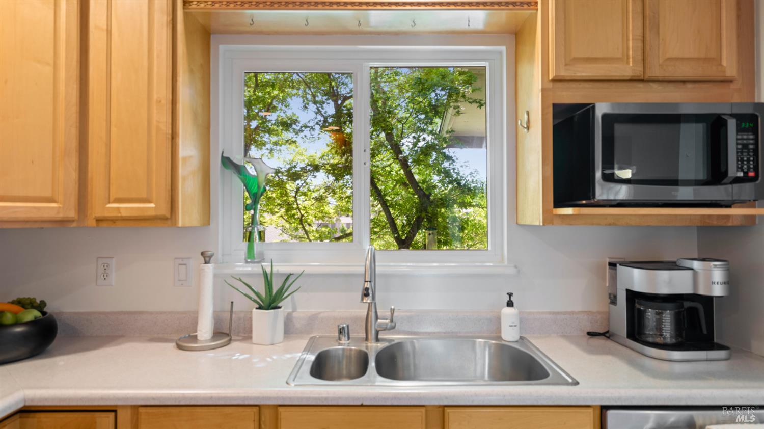 Detail Gallery Image 25 of 52 For 1229 Monte Vista Ct, Benicia,  CA 94510 - 3 Beds | 2 Baths