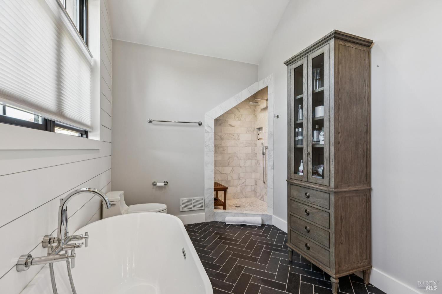 Detail Gallery Image 54 of 82 For 1810 Quail Ct, Saint Helena,  CA 94574 - 4 Beds | 3 Baths