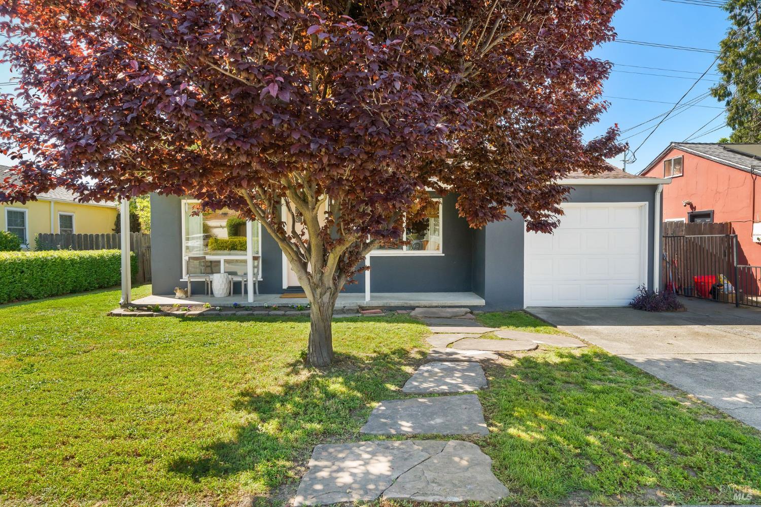 Detail Gallery Image 4 of 47 For 863 Oakwood Ave, Vallejo,  CA 94591 - 3 Beds | 1 Baths