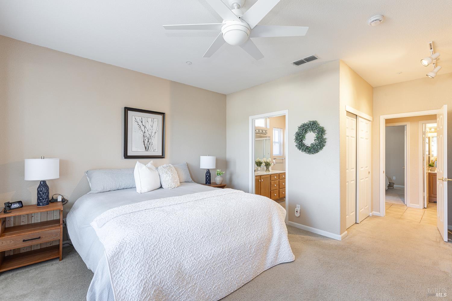 Detail Gallery Image 19 of 26 For 274 Red Mountain Dr, Cloverdale,  CA 95425 - 2 Beds | 2 Baths