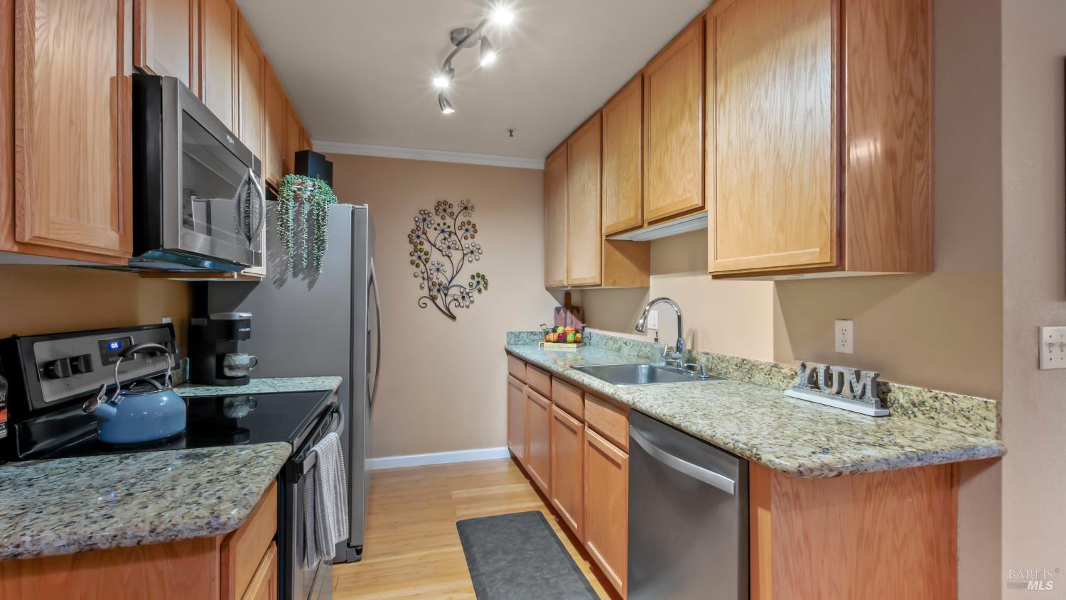 Detail Gallery Image 11 of 36 For 630 Arcadia Dr, Vacaville,  CA 95687 - 2 Beds | 1 Baths