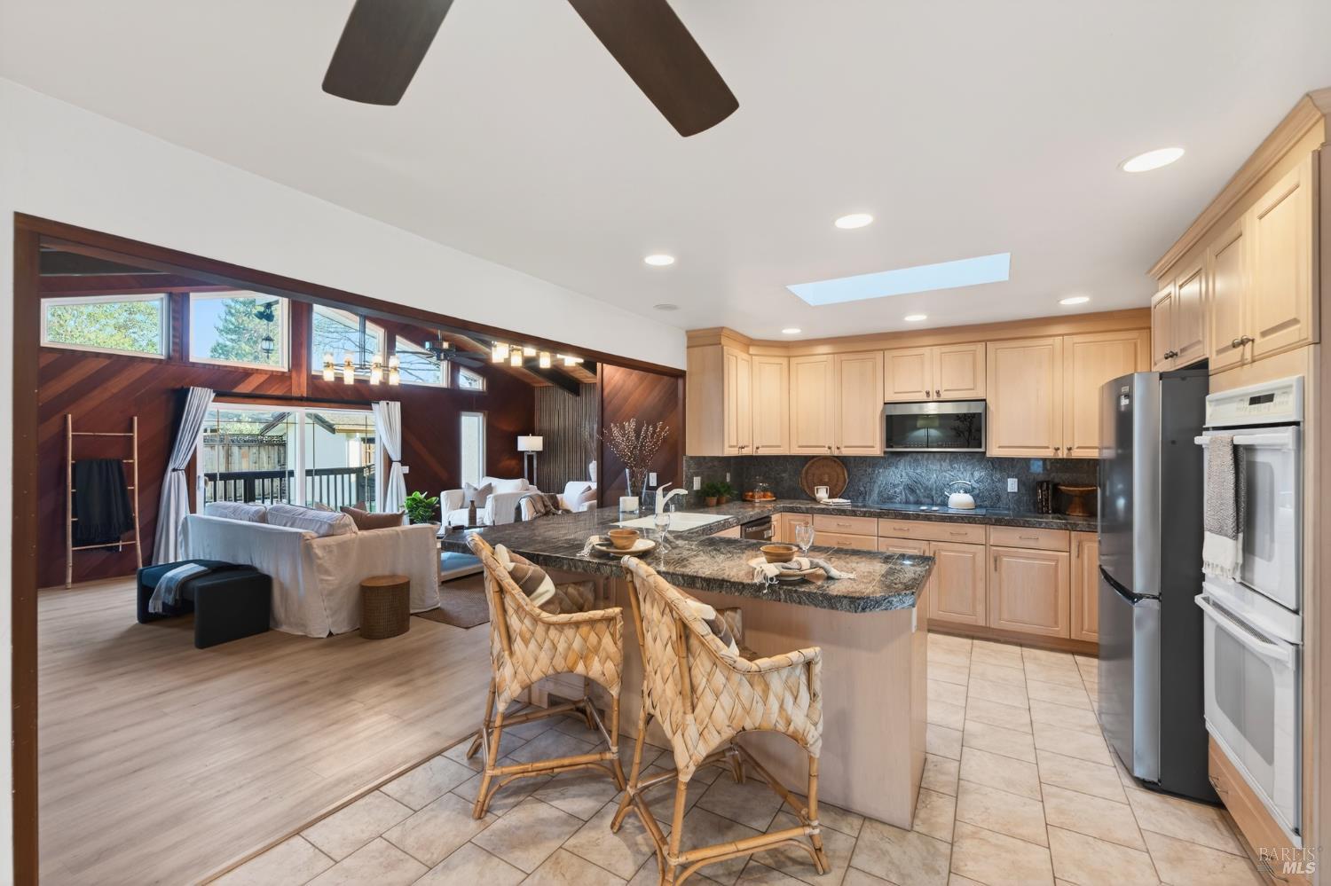 Detail Gallery Image 13 of 79 For 2447 Rigdon St, Napa,  CA 94558 - 5 Beds | 4 Baths