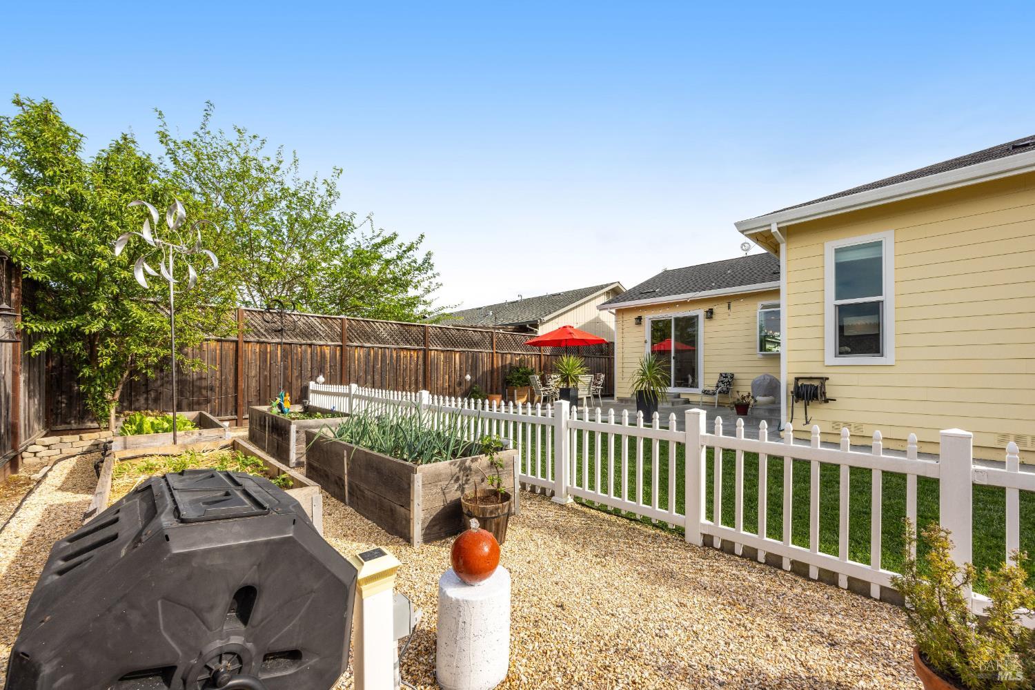 Detail Gallery Image 44 of 44 For 1935 San Marcos Dr, Santa Rosa,  CA 95403 - 3 Beds | 2 Baths