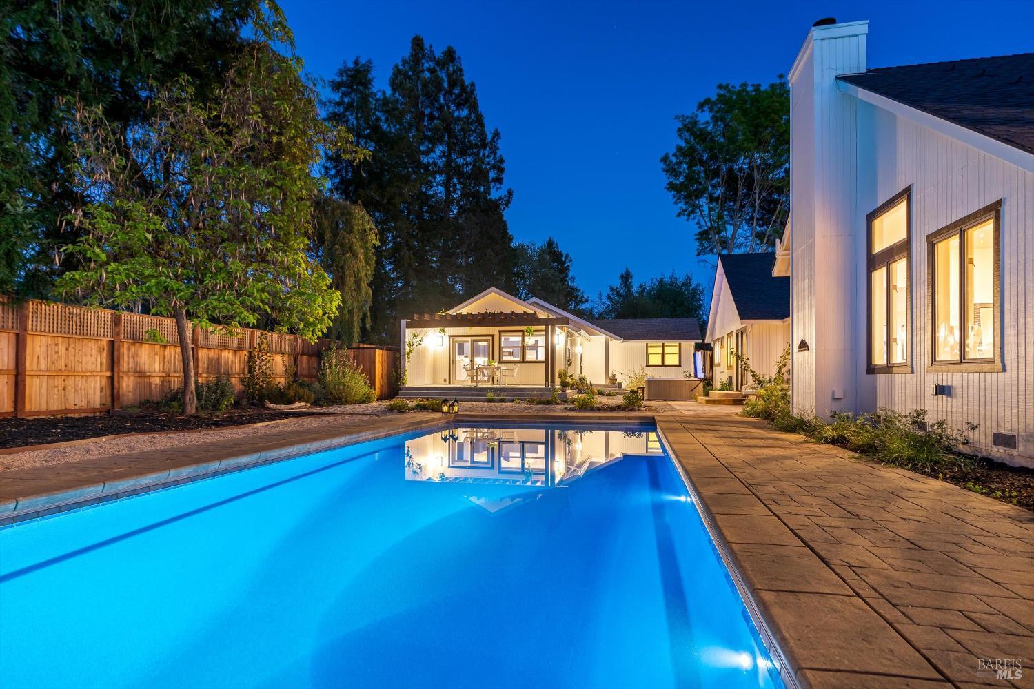 Detail Gallery Image 37 of 56 For 10014 Herb Rd, Windsor,  CA 95492 - 6 Beds | 3 Baths