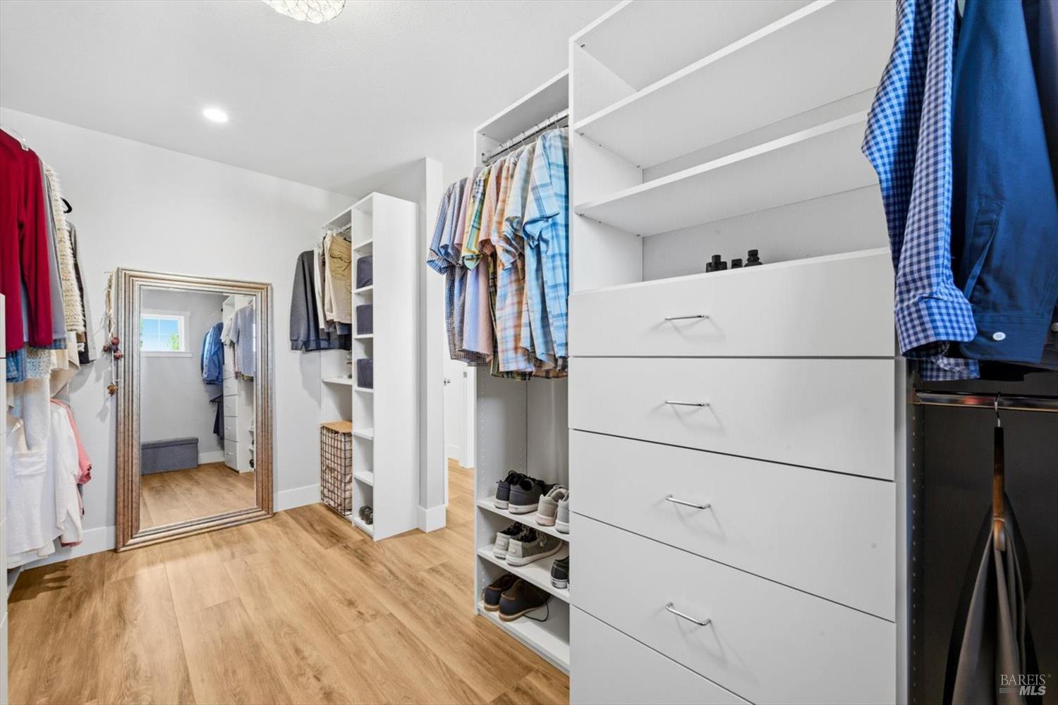 Detail Gallery Image 51 of 99 For 104 Westwood St, Vacaville,  CA 95688 - 5 Beds | 2/1 Baths