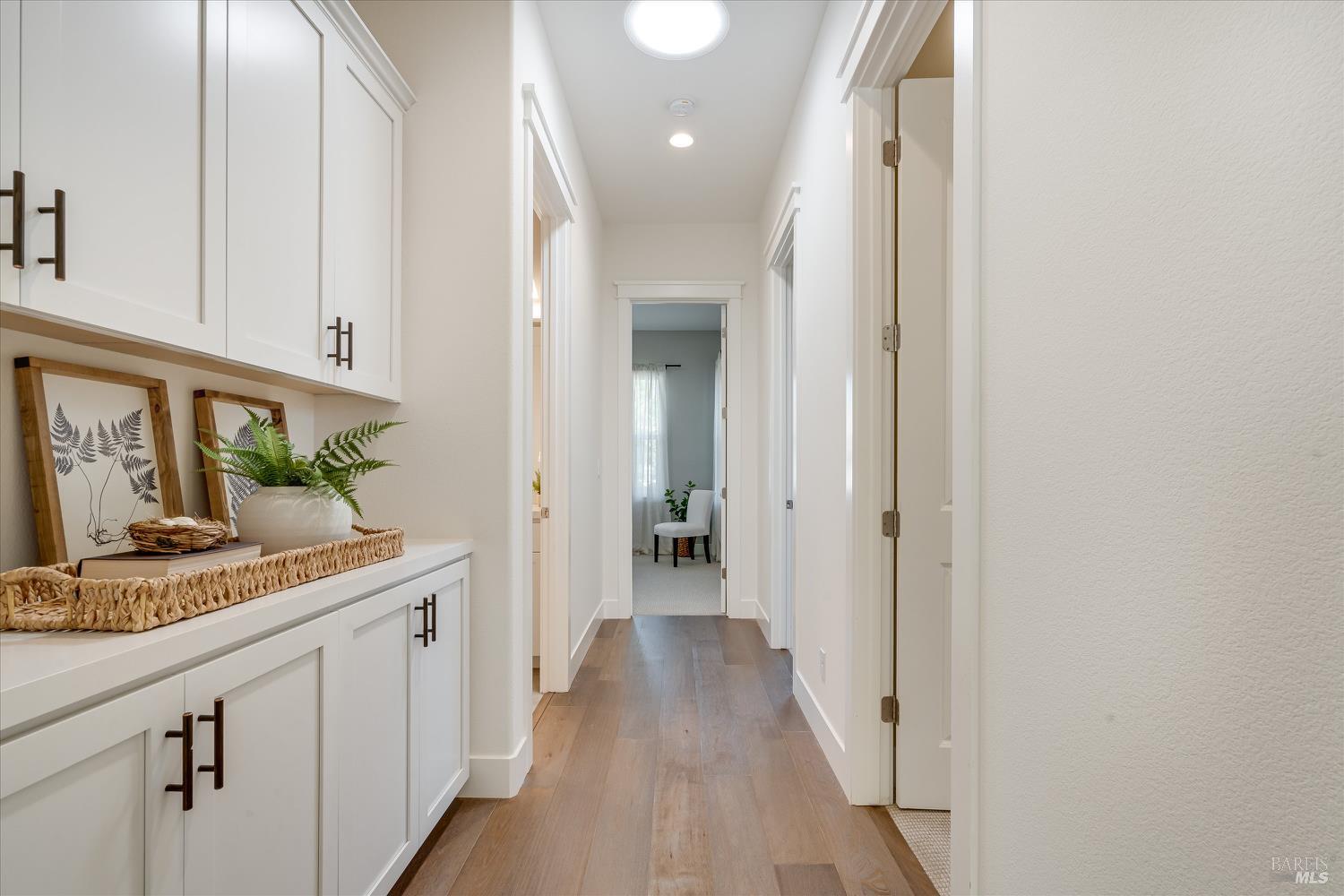 Detail Gallery Image 26 of 40 For 215 Pheasant Ct, Napa,  CA 94558 - 4 Beds | 2/1 Baths