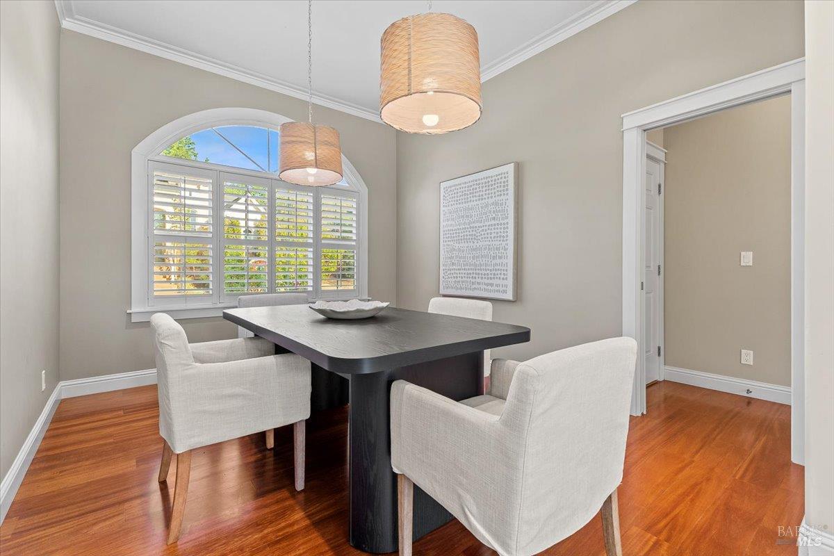 Detail Gallery Image 21 of 60 For 134 Moonlight Dr, Healdsburg,  CA 95448 - 4 Beds | 3/1 Baths