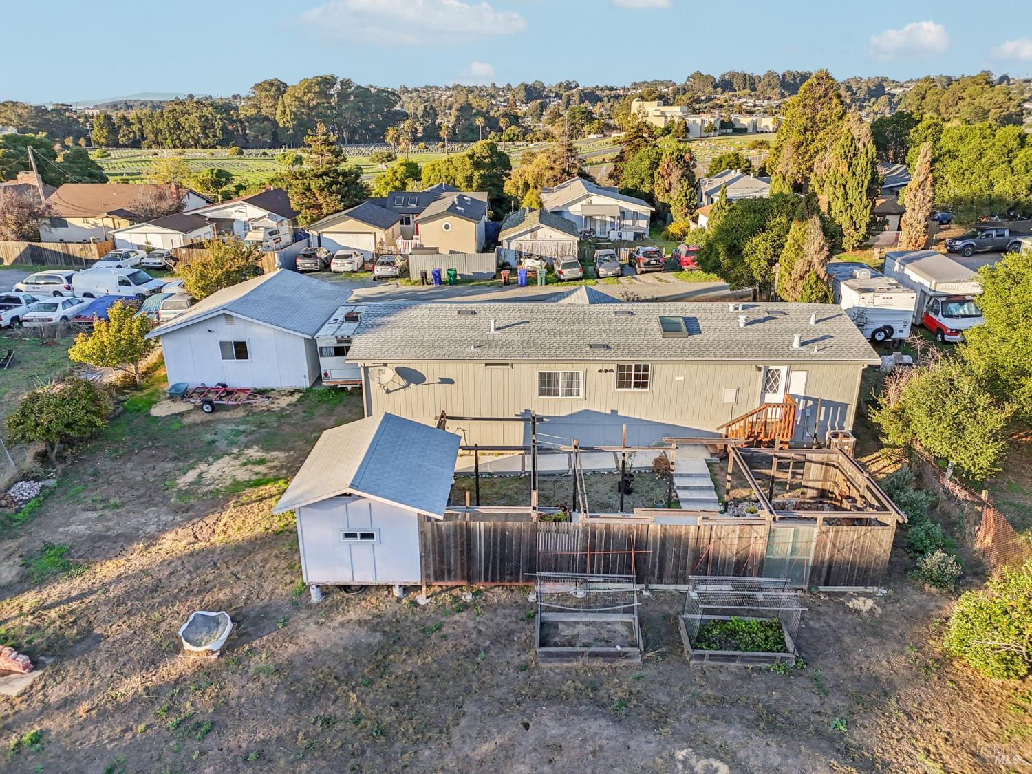Detail Gallery Image 40 of 47 For 2704 Ridge Rd, San Pablo,  CA 94806 - 3 Beds | 2 Baths