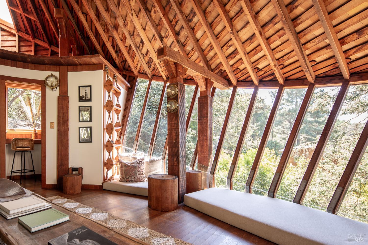 Detail Gallery Image 6 of 50 For Address Is Not Disclosed, Stinson Beach,  CA 94970 - 2 Beds | 2 Baths