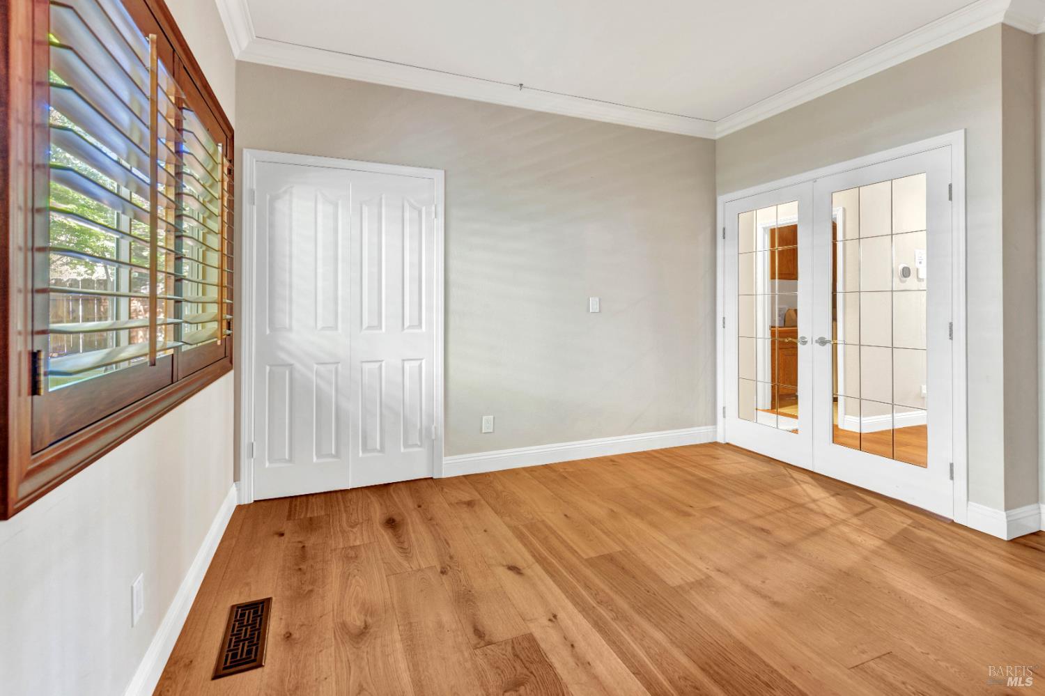 Detail Gallery Image 30 of 76 For 3229 Seminole Cir, Fairfield,  CA 94534 - 5 Beds | 3 Baths