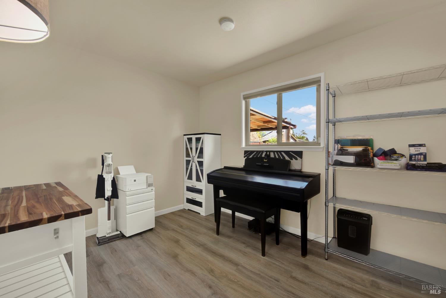 Detail Gallery Image 17 of 26 For 1624 Dover Ave, Fairfield,  CA 94533 - 3 Beds | 1 Baths