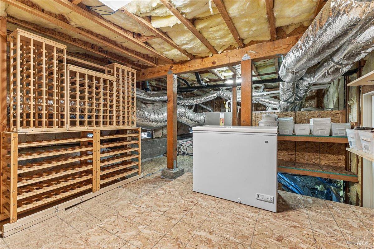 Detail Gallery Image 47 of 60 For 134 Moonlight Dr, Healdsburg,  CA 95448 - 4 Beds | 3/1 Baths