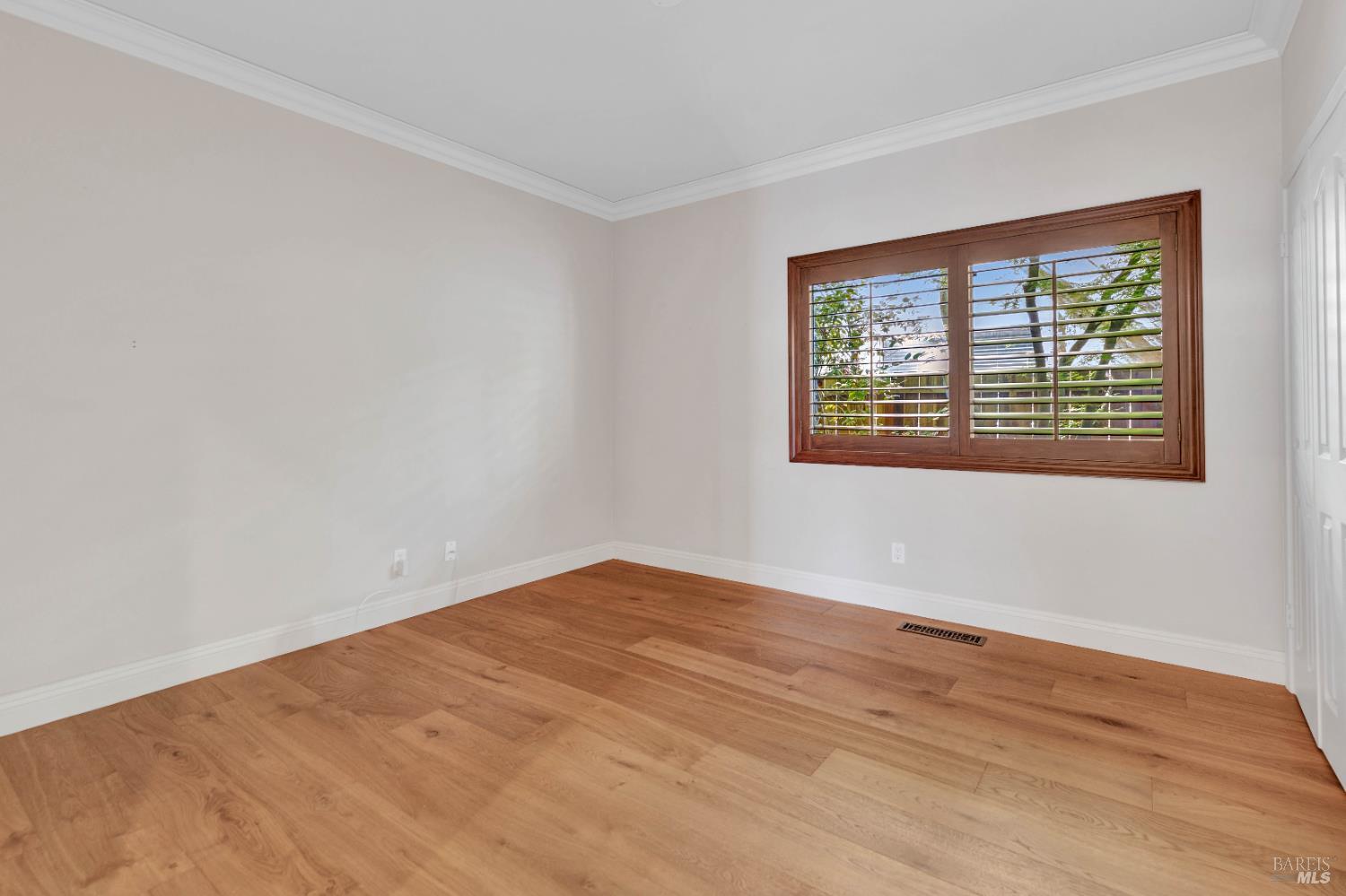 Detail Gallery Image 32 of 76 For 3229 Seminole Cir, Fairfield,  CA 94534 - 5 Beds | 3 Baths