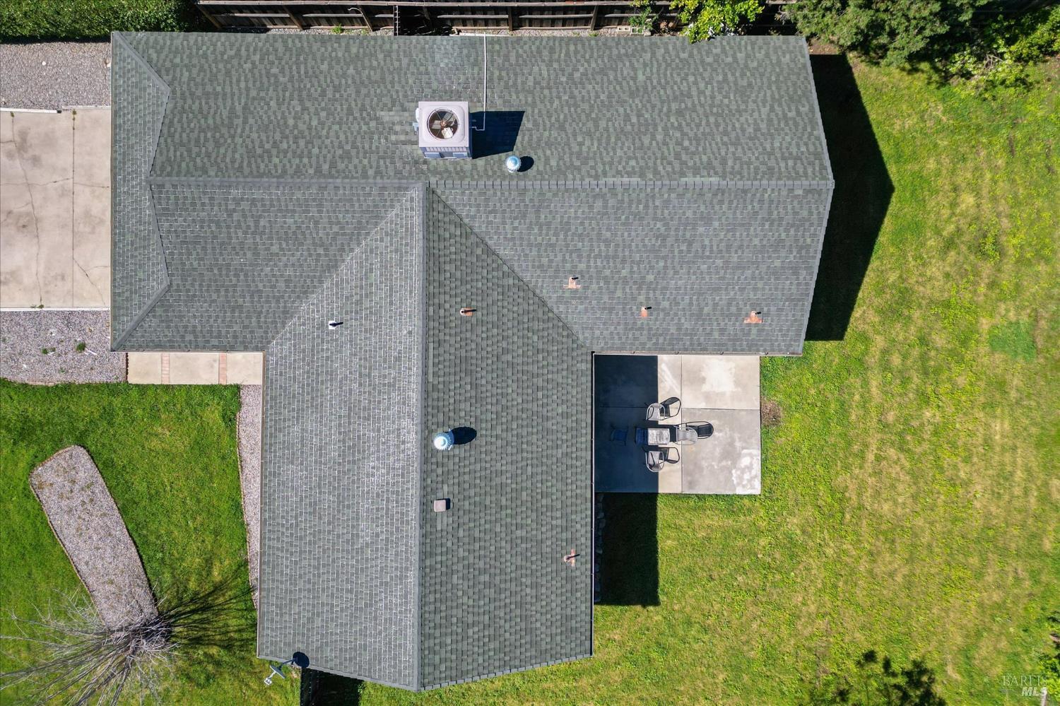 Detail Gallery Image 47 of 66 For 244 Woodhill Dr, Redding,  CA 96003 - 3 Beds | 2 Baths