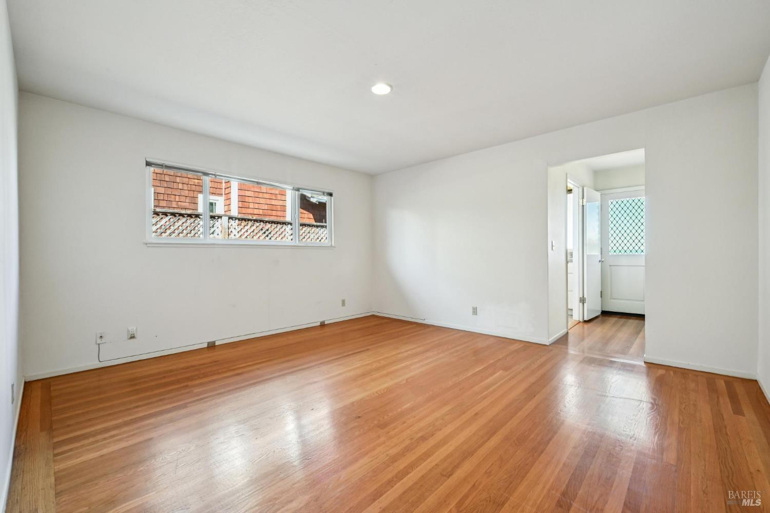 Detail Gallery Image 30 of 65 For 319 Golden Hind Psge, Corte Madera,  CA 94925 - 3 Beds | 2 Baths