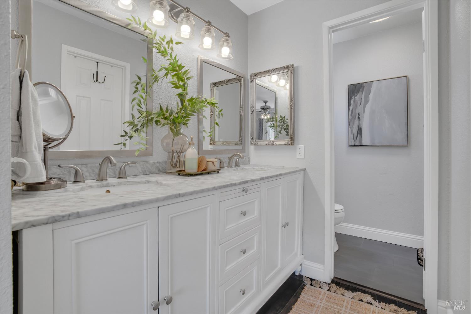 Detail Gallery Image 25 of 36 For 249 Baker St, Benicia,  CA 94510 - 4 Beds | 2/1 Baths